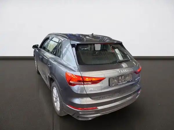 AUDI Q3 (4/7)