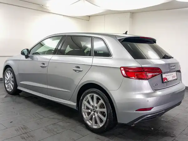 AUDI A3 SPORTBACK (5/17)