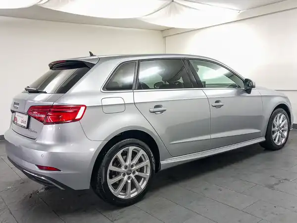 AUDI A3 SPORTBACK (7/17)