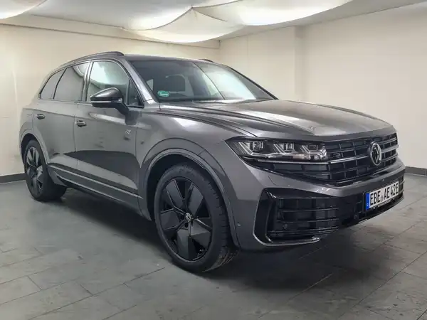 VW TOUAREG (4/18)