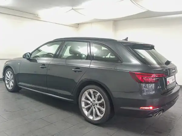 AUDI A4 AVANT (5/17)