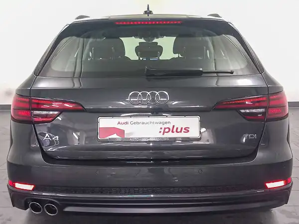 AUDI A4 AVANT (6/17)