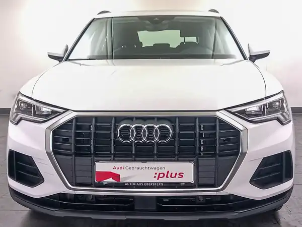 AUDI Q3 (3/17)