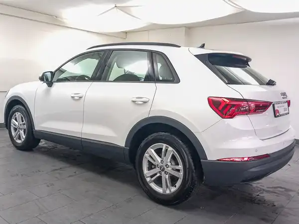 AUDI Q3 (5/17)