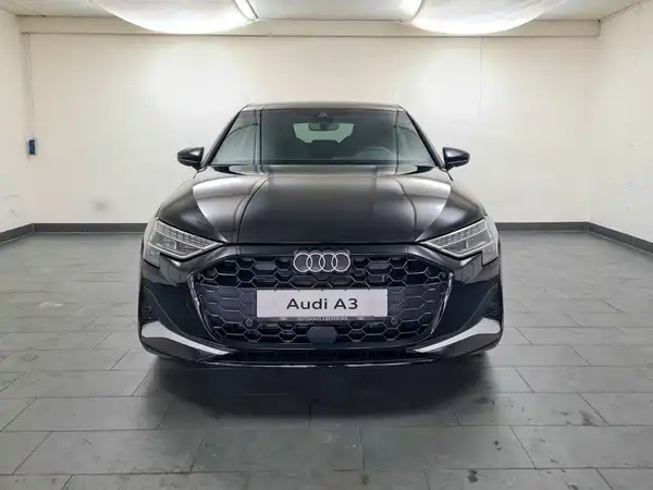 AUDI A3 SPORTBACK (3/18)