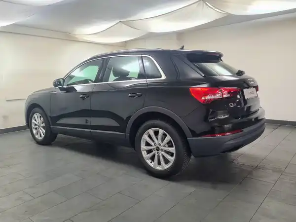 AUDI Q3 (5/17)