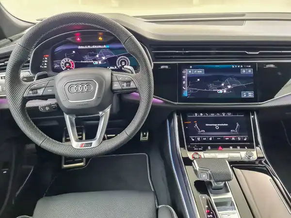 AUDI RS Q8 (12/19)