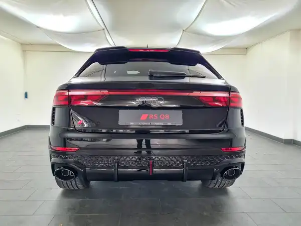 AUDI RS Q8 (6/19)