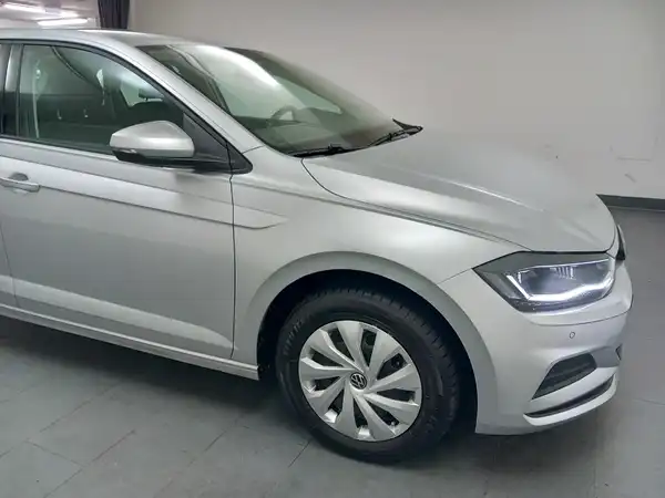 VW POLO (16/16)