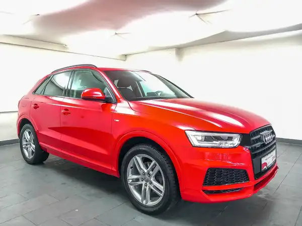 AUDI Q3 (4/19)