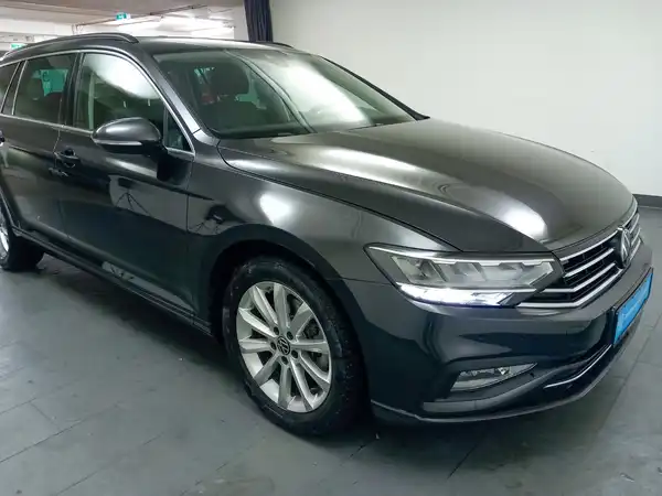 VW PASSAT VARIANT (18/22)