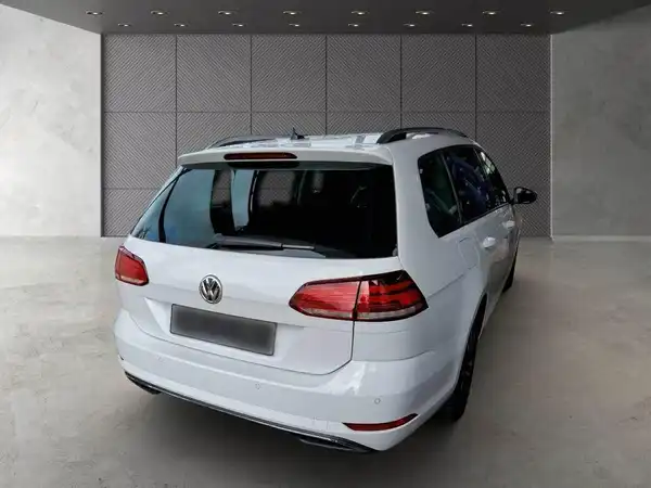 VW GOLF VARIANT (5/17)