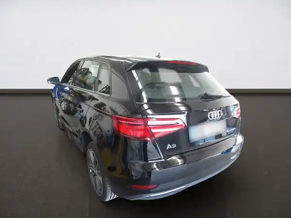 AUDI A3 SPORTBACK (3/19)