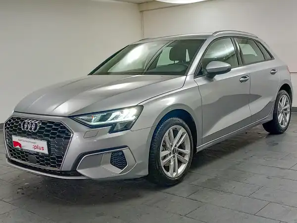 AUDI A3 SPORTBACK (1/19)