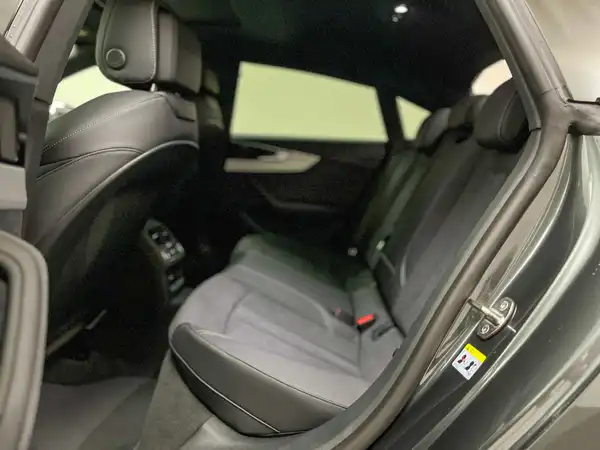 AUDI A5 SPORTBACK (9/22)