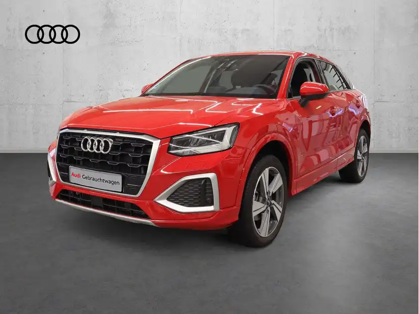 AUDI Q2 (1/6)