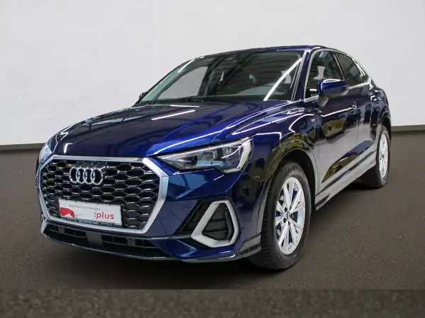 AUDI Q3 SPORTBACK (1/17)