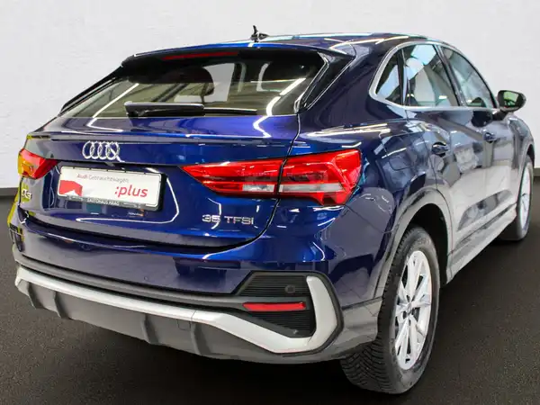 AUDI Q3 SPORTBACK (5/17)