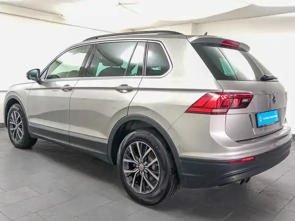 VW TIGUAN (5/17)