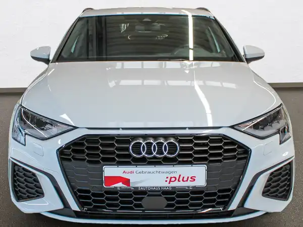 AUDI A3 SPORTBACK (3/17)