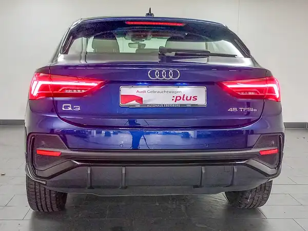 AUDI Q3 SPORTBACK (6/17)