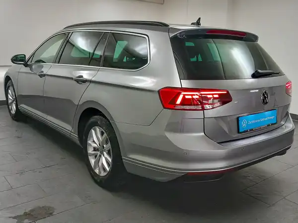 VW PASSAT VARIANT (5/20)