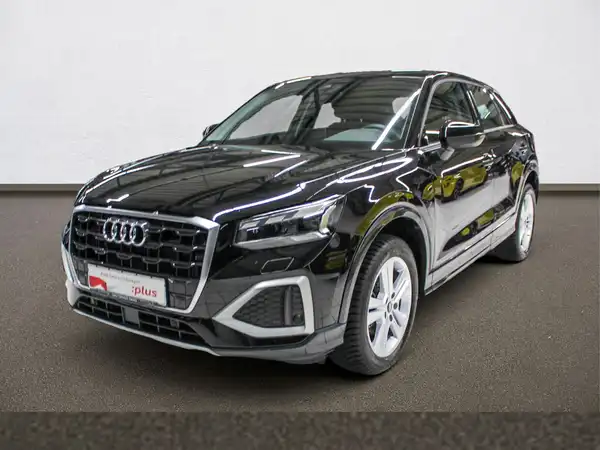 AUDI Q2 (1/17)