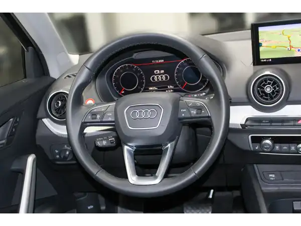 AUDI Q2 (10/17)