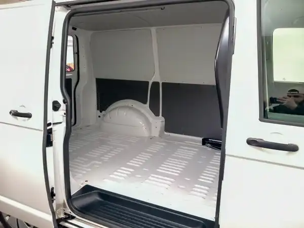 VW T6.1 KASTEN (12/14)