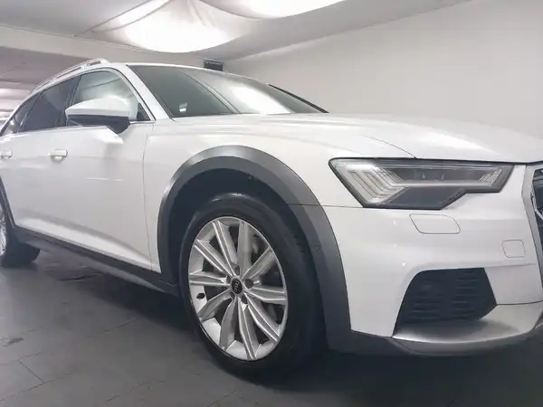 AUDI A6 ALLROAD (14/17)