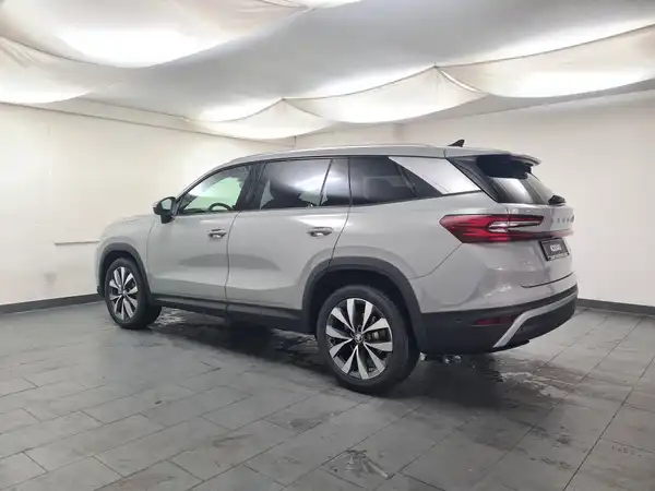 ŠKODA KODIAQ (4/16)