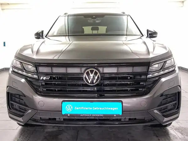 VW TOUAREG (3/17)