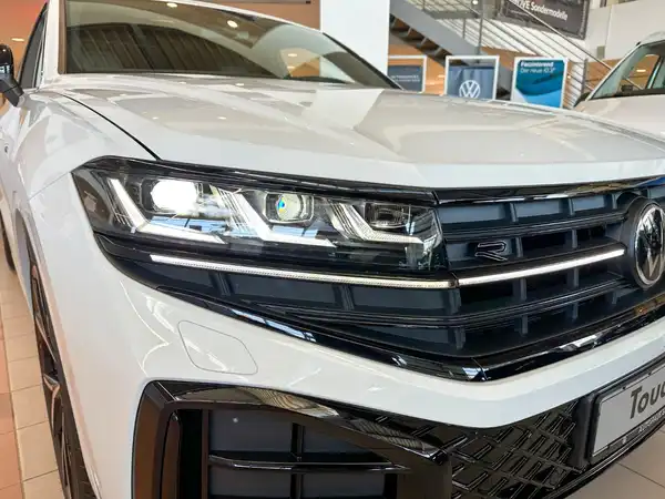 VW TOUAREG (14/22)