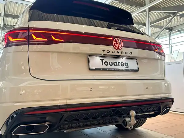 VW TOUAREG (19/22)