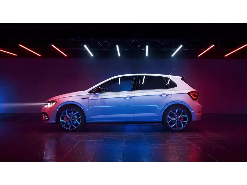 Polo GTI 2,0 l TSI 152 kW (207 PS) 7-Gang-DSG (1/4)