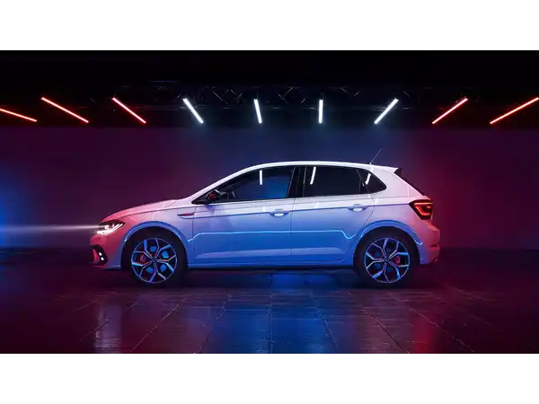 Polo GTI 2,0 l TSI 152 kW (207 PS) 7-Gang-DSG (1/4)