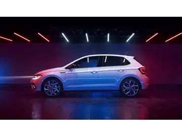 Polo GTI 2,0 l TSI 152 kW (207 PS) 7-Gang-DSG (1/4)