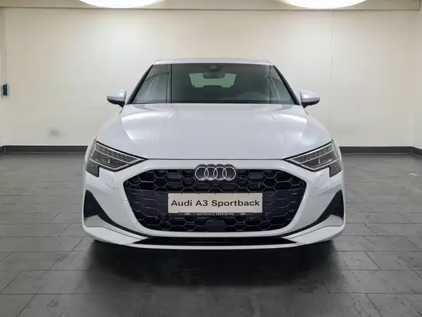 AUDI A3 SPORTBACK (3/18)