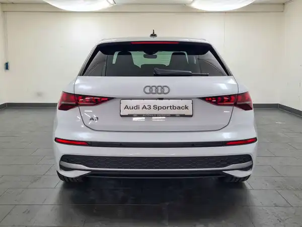 AUDI A3 SPORTBACK (6/18)