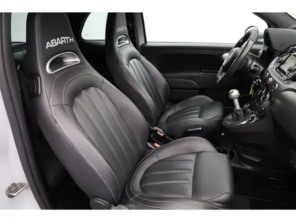 ABARTH 595 (16/22)