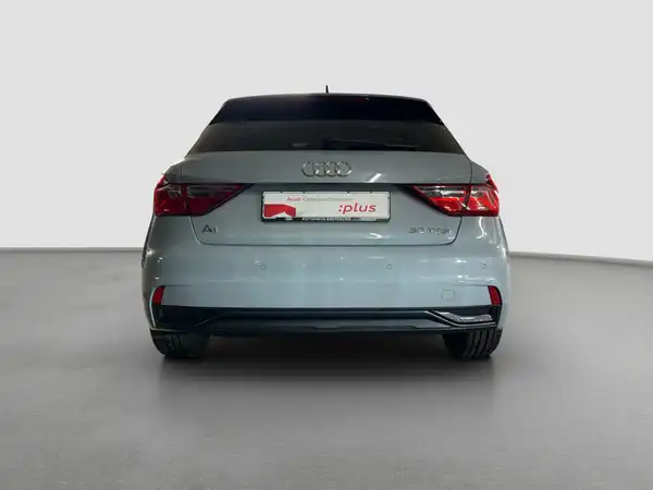 AUDI A1 SPORTBACK (6/16)