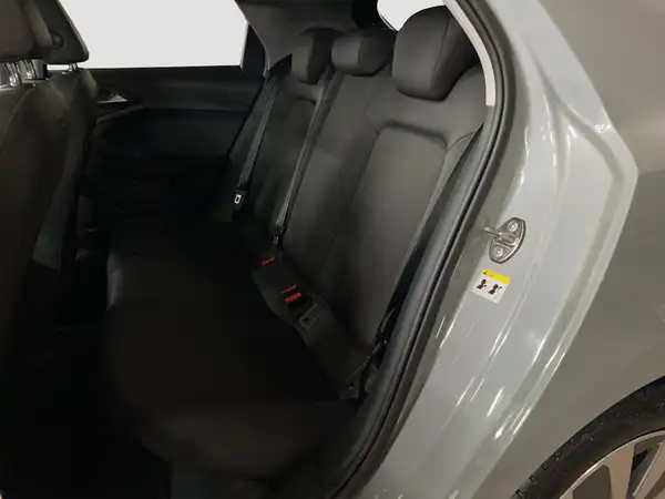 AUDI A1 SPORTBACK (9/16)