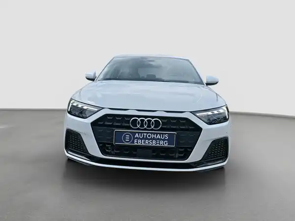 AUDI A1 SPORTBACK (3/10)
