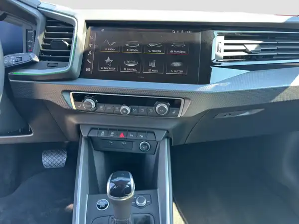 AUDI A1 SPORTBACK (12/17)