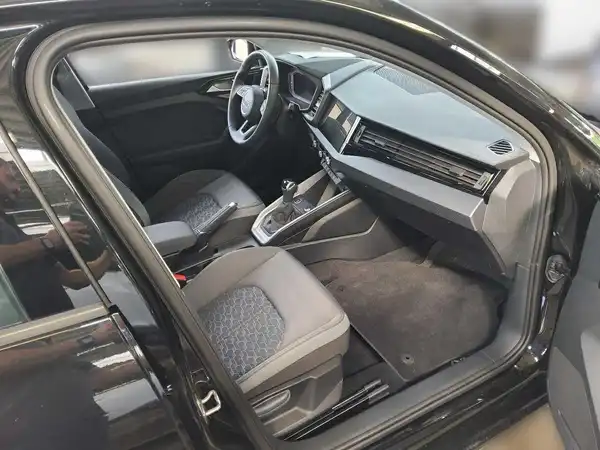 AUDI A1 SPORTBACK (4/4)