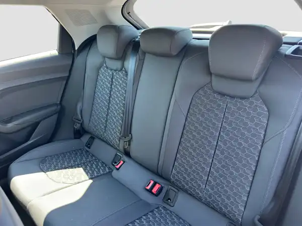 AUDI A1 SPORTBACK (9/17)