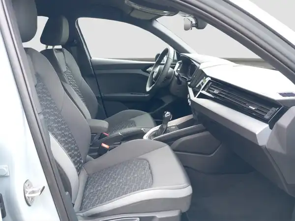 AUDI A1 SPORTBACK (14/16)