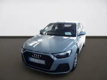 AUDI A1 SPORTBACK (1/10)