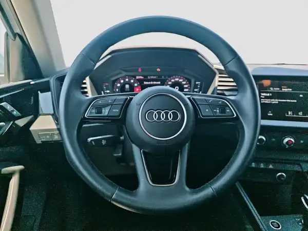 AUDI A1 SPORTBACK (11/16)