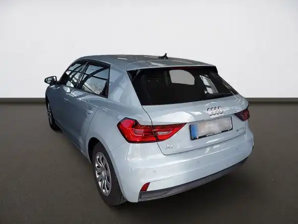 AUDI A1 SPORTBACK (4/10)
